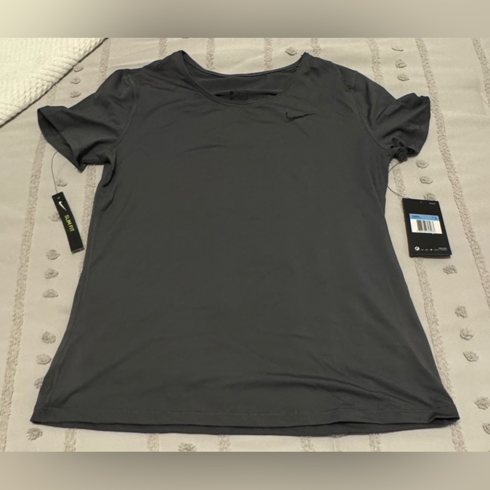 Nike women’s Pro Dri Fit athletic training shirt